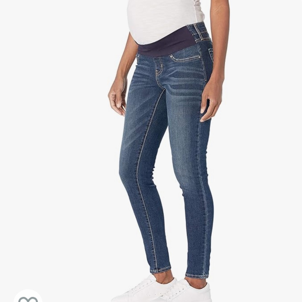 Levi’s Baby Bump Skinny